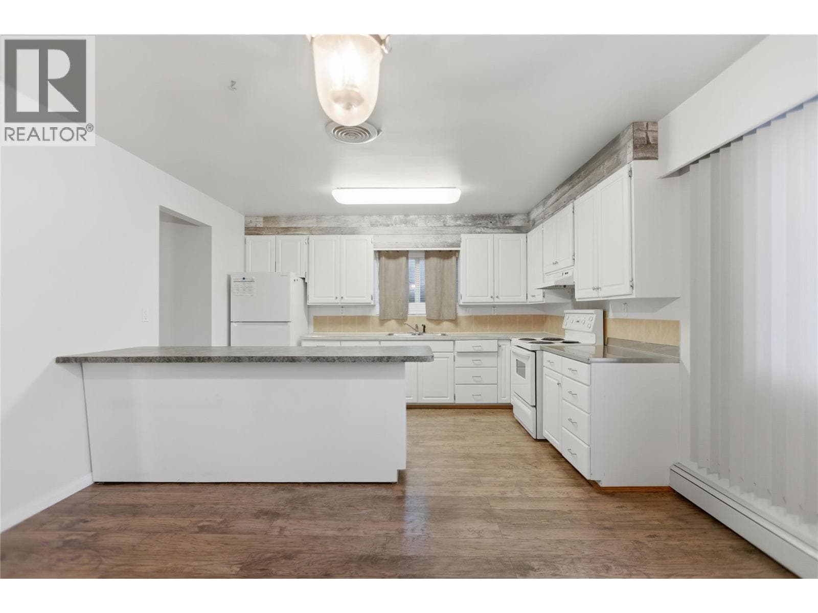 386 TRANQUILLE ROAD, Interior REALTORS® — photo 5