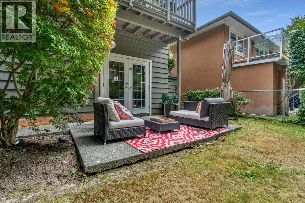 9231 PARKSVILLE DRIVE in Seafair