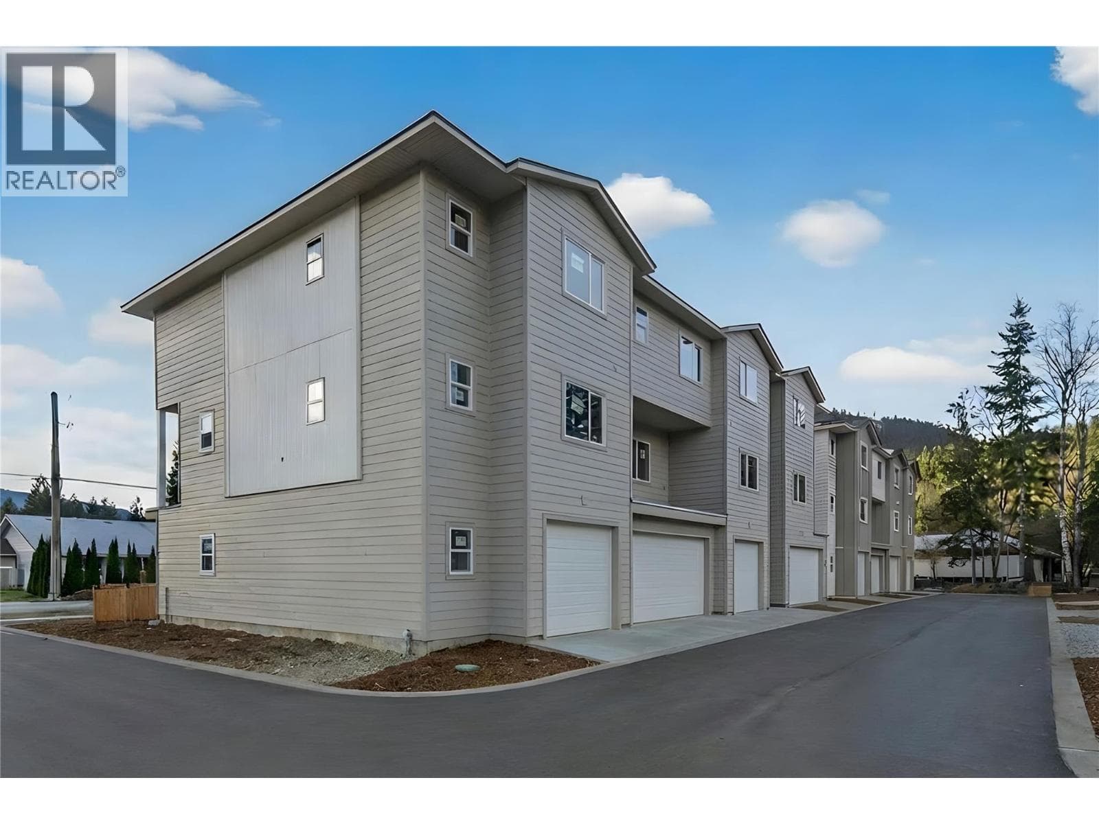 222 TEMPLE STREET UNIT 2 — photo 4