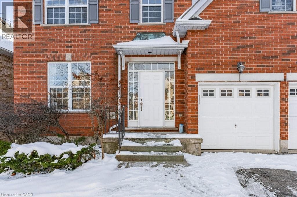 53 TRUESDALE CRESCENT — photo 4