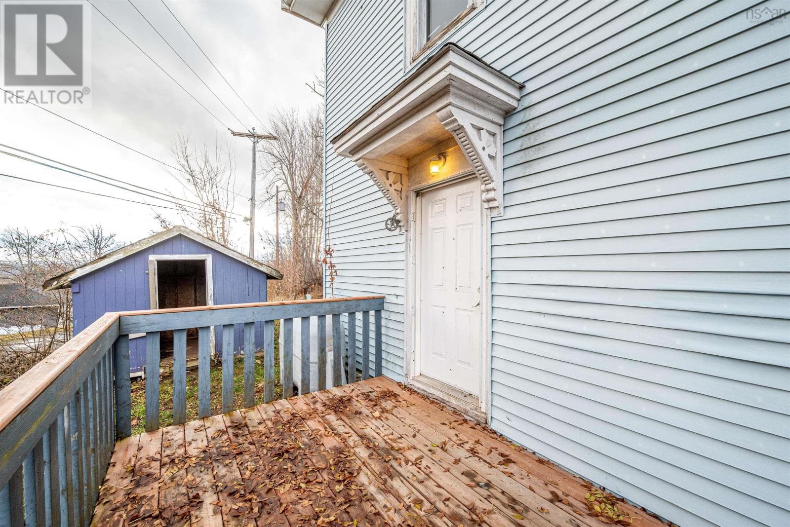 544 WILSON STREET — photo 5