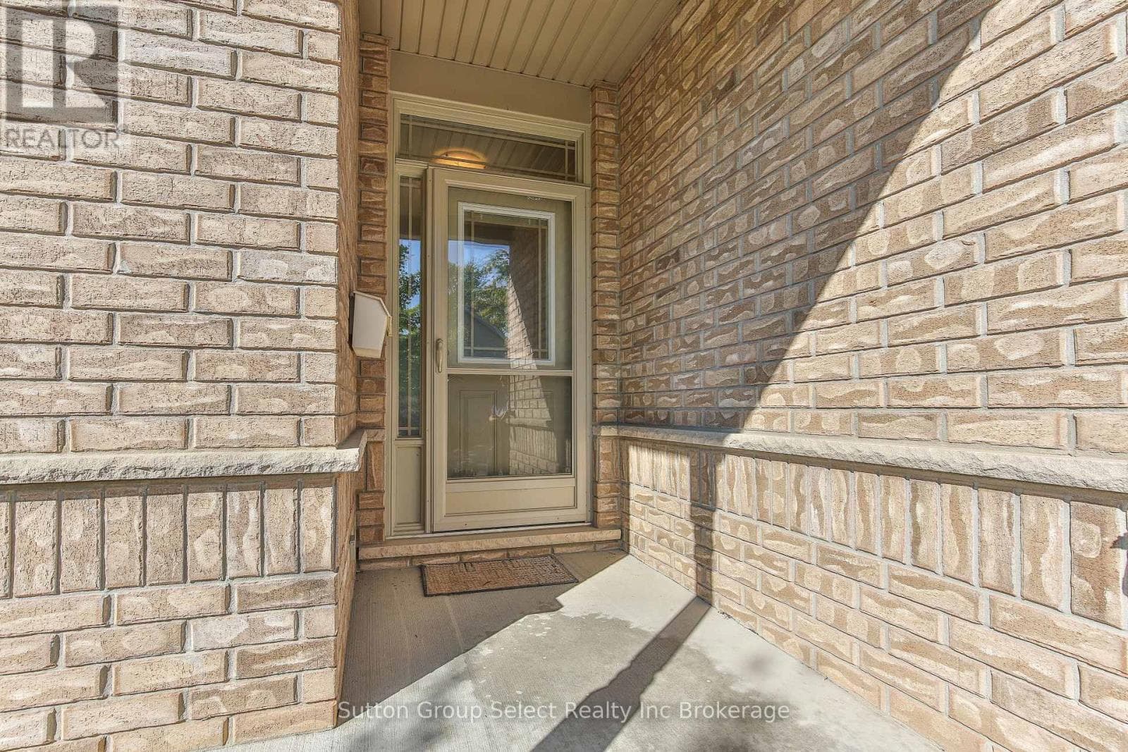 38 540 SPITFIRE STREET — photo 4