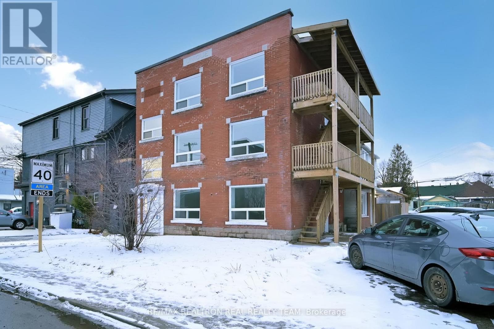 195 BALMORAL AVENUE NORTH in Crown Point West