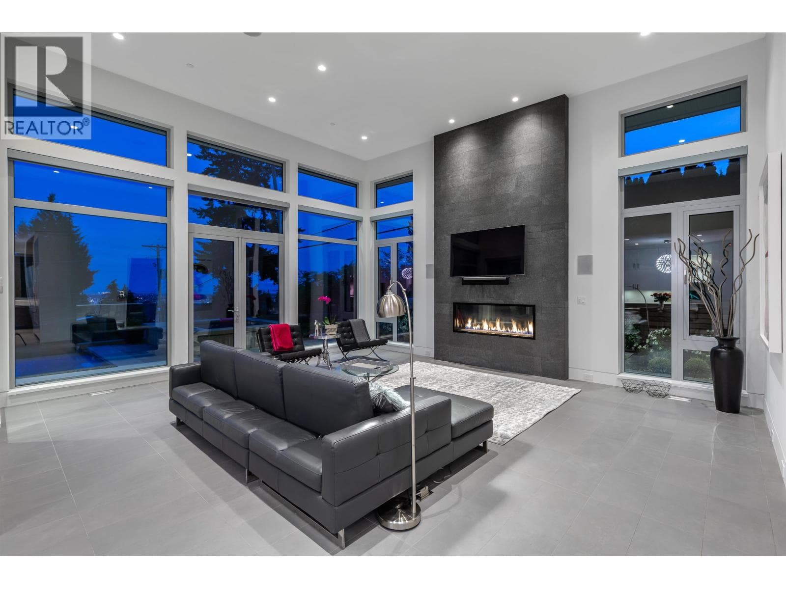 1065 GROVELAND ROAD, Greater Vancouver — photo 4