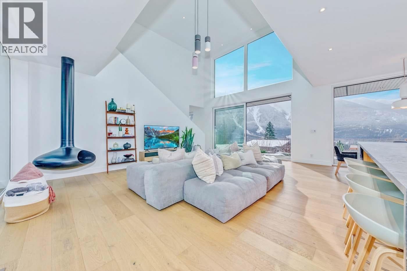 1704 SUGARLOAF PLACE — photo 3