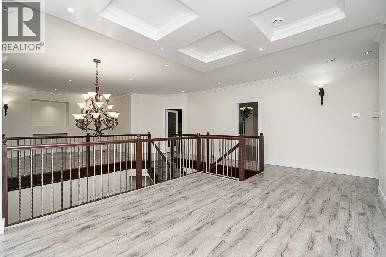 3701 LINCOLN AVENUE — photo 4