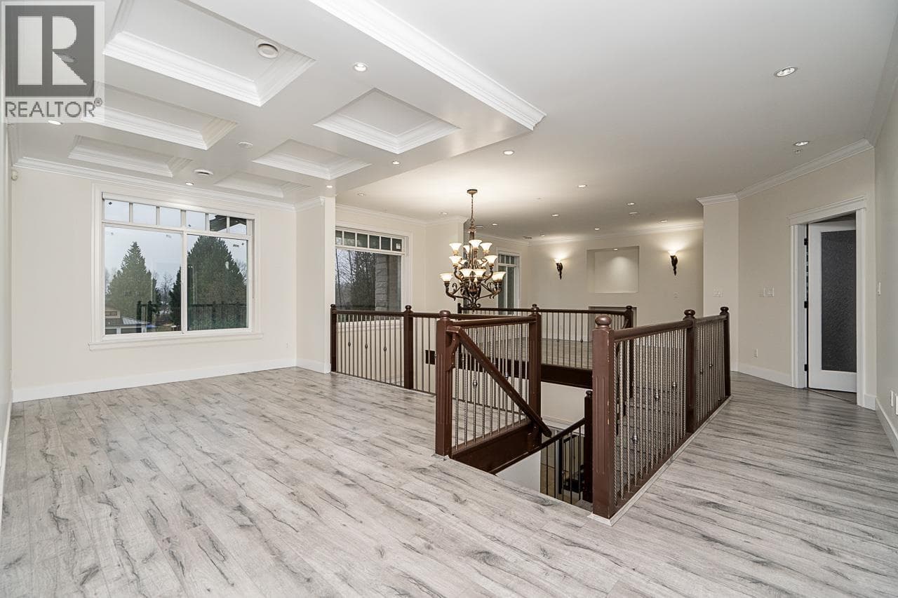3701 LINCOLN AVENUE — photo 3