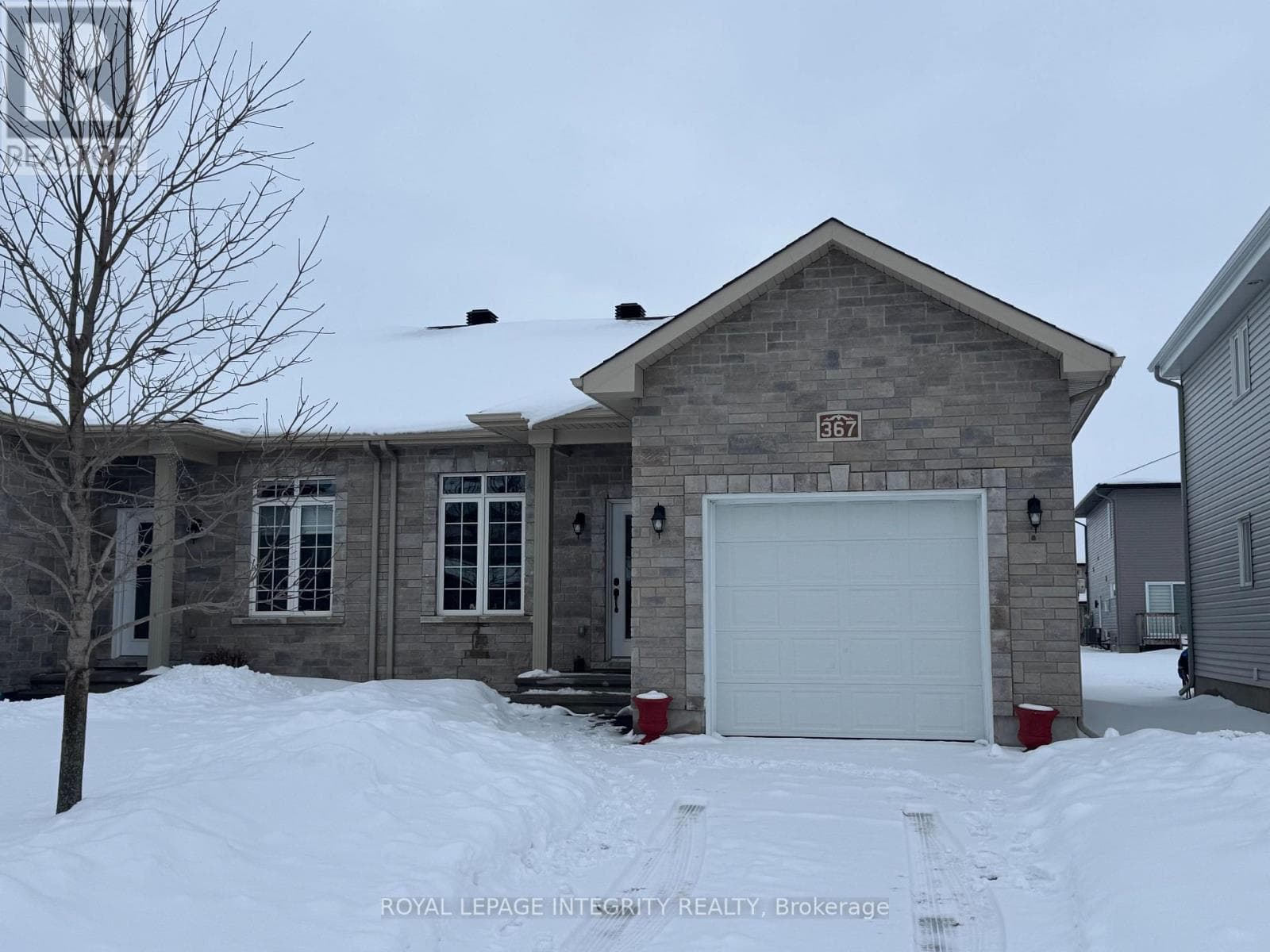 367 TRILLIUM CIRCLE in 