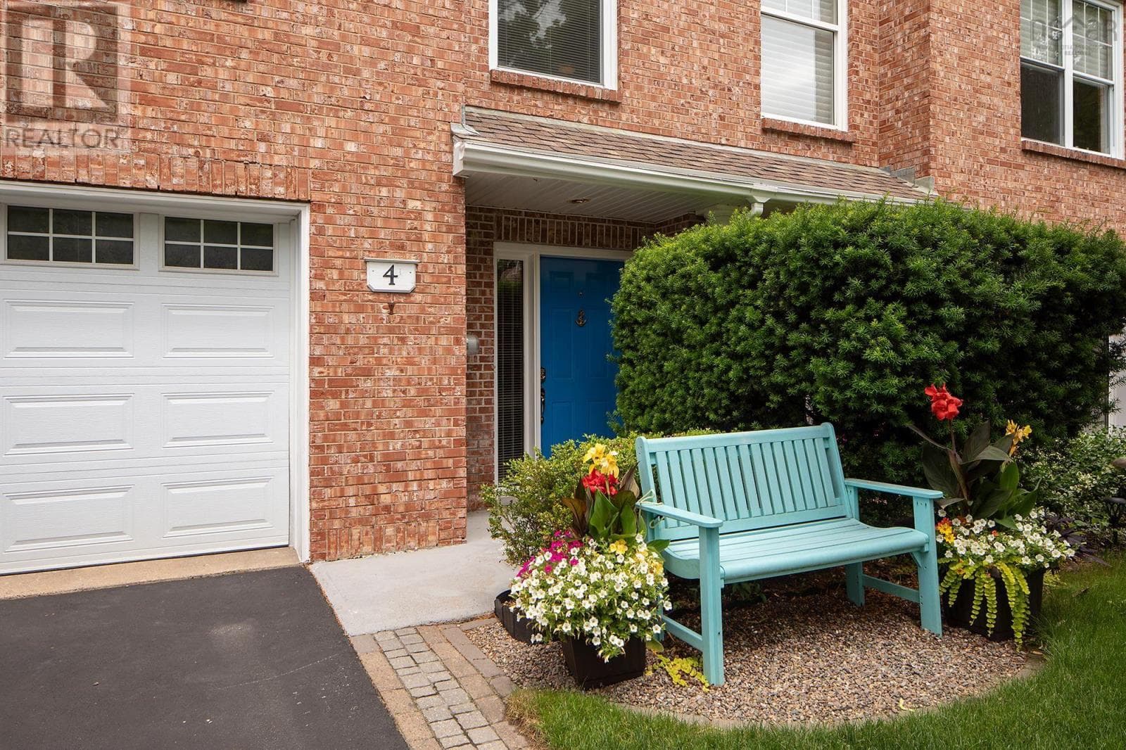 4 ARTHUR LISMER COURT — photo 5