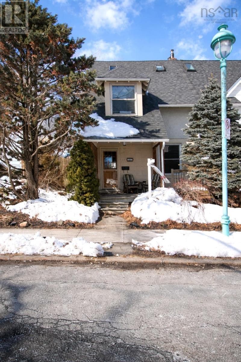 5523 SEBASTIAN PLAZA — photo 2