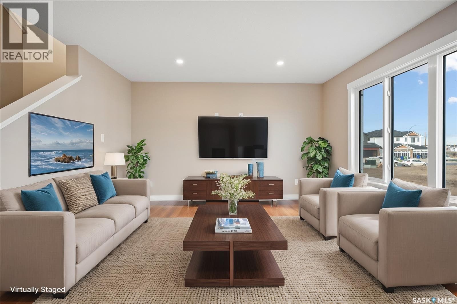 3072 Dumont WAY — photo 4