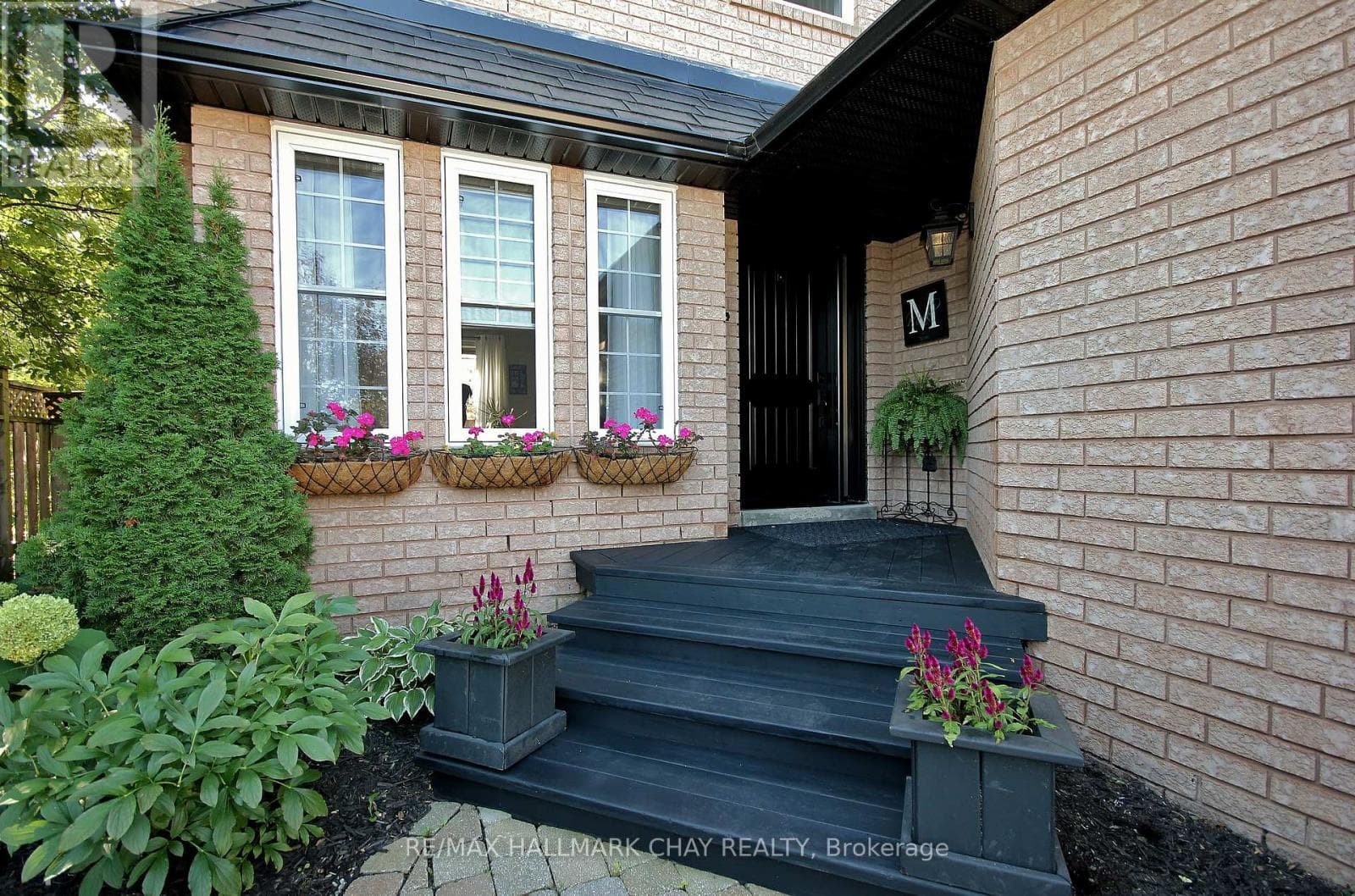 1084 WINNIFRED COURT — photo 4