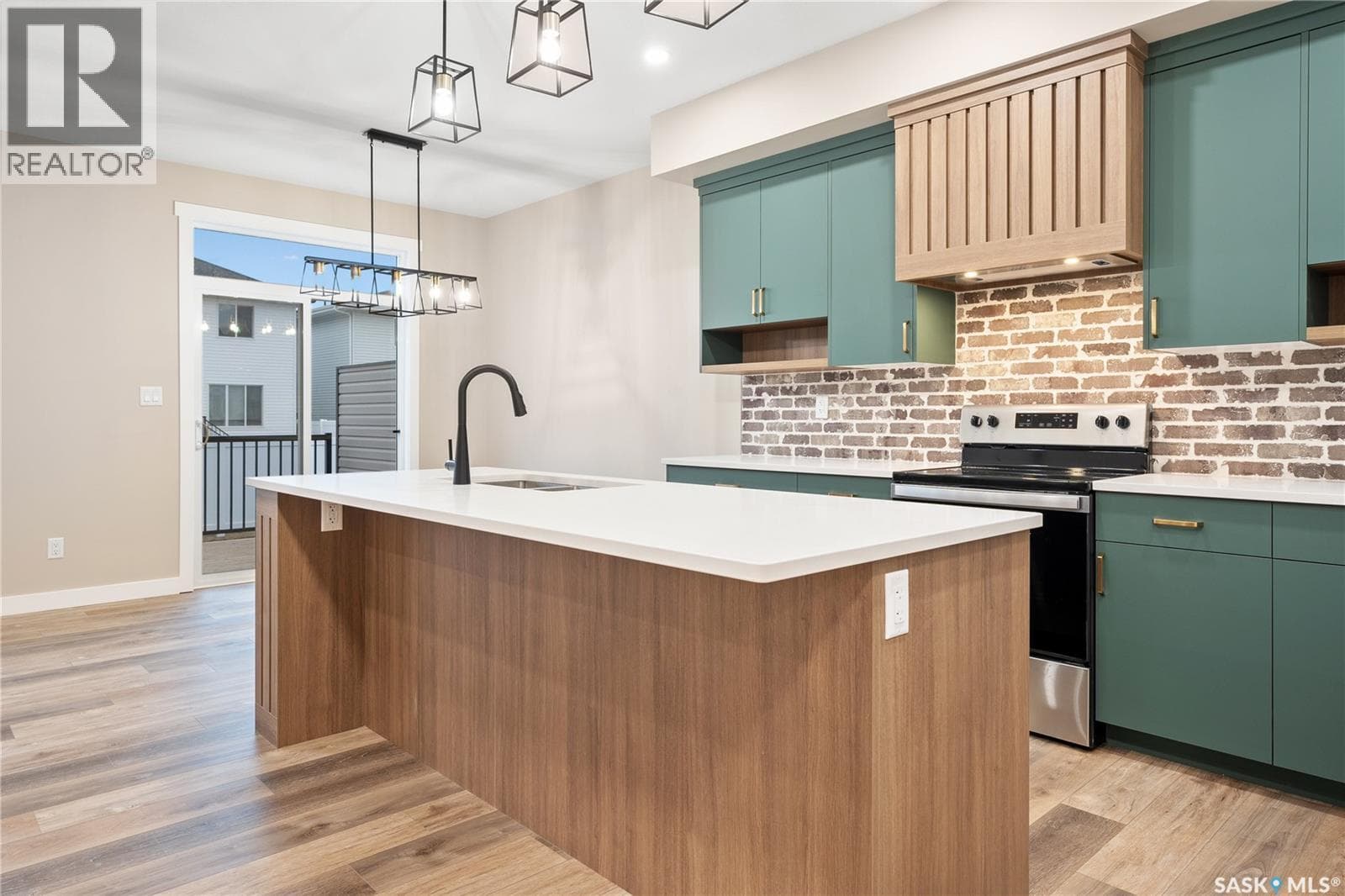 3024 Dumont WAY — photo 3
