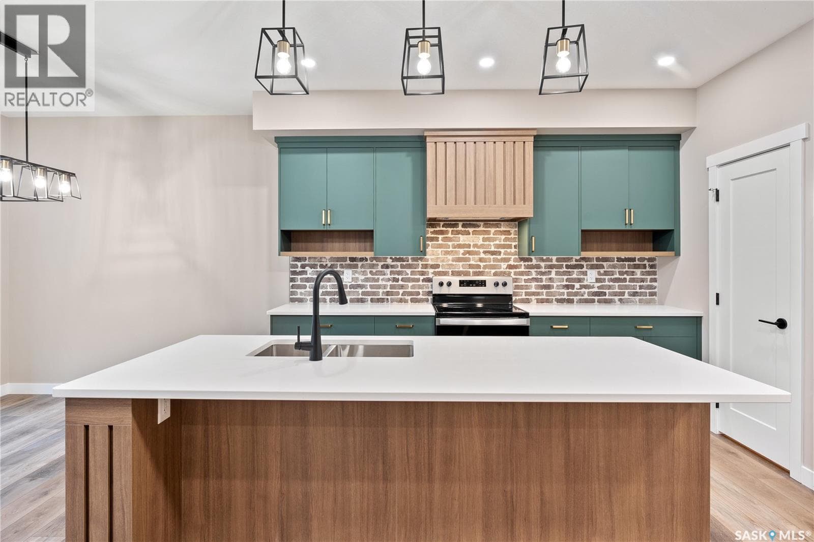 3024 Dumont WAY — photo 4