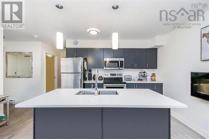 6 MAIN AVENUE — photo 2