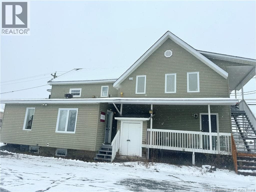207 RUE MAIN — photo 2