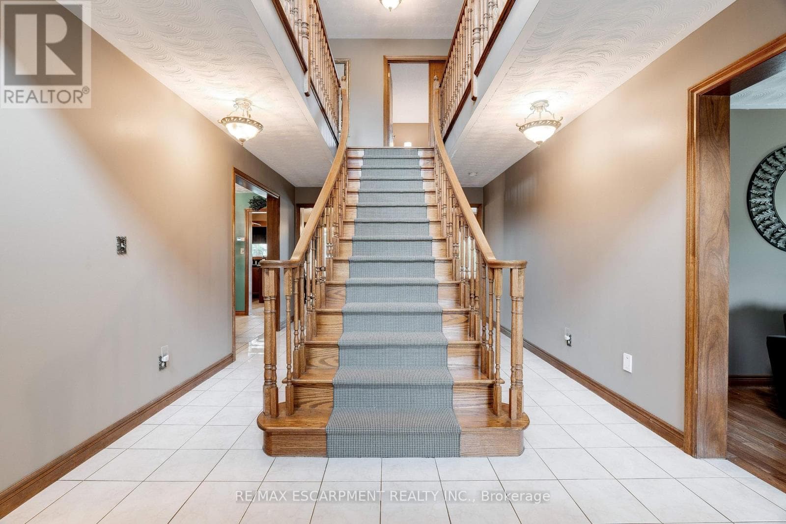 9 SUGARBERRY COURT — photo 4