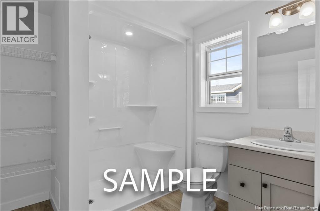 33 Luanne Drive — photo 2