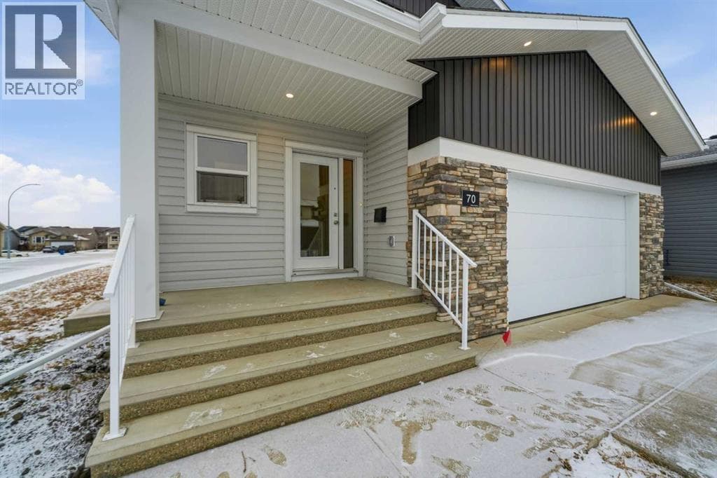 70 Palmer Circle — photo 3