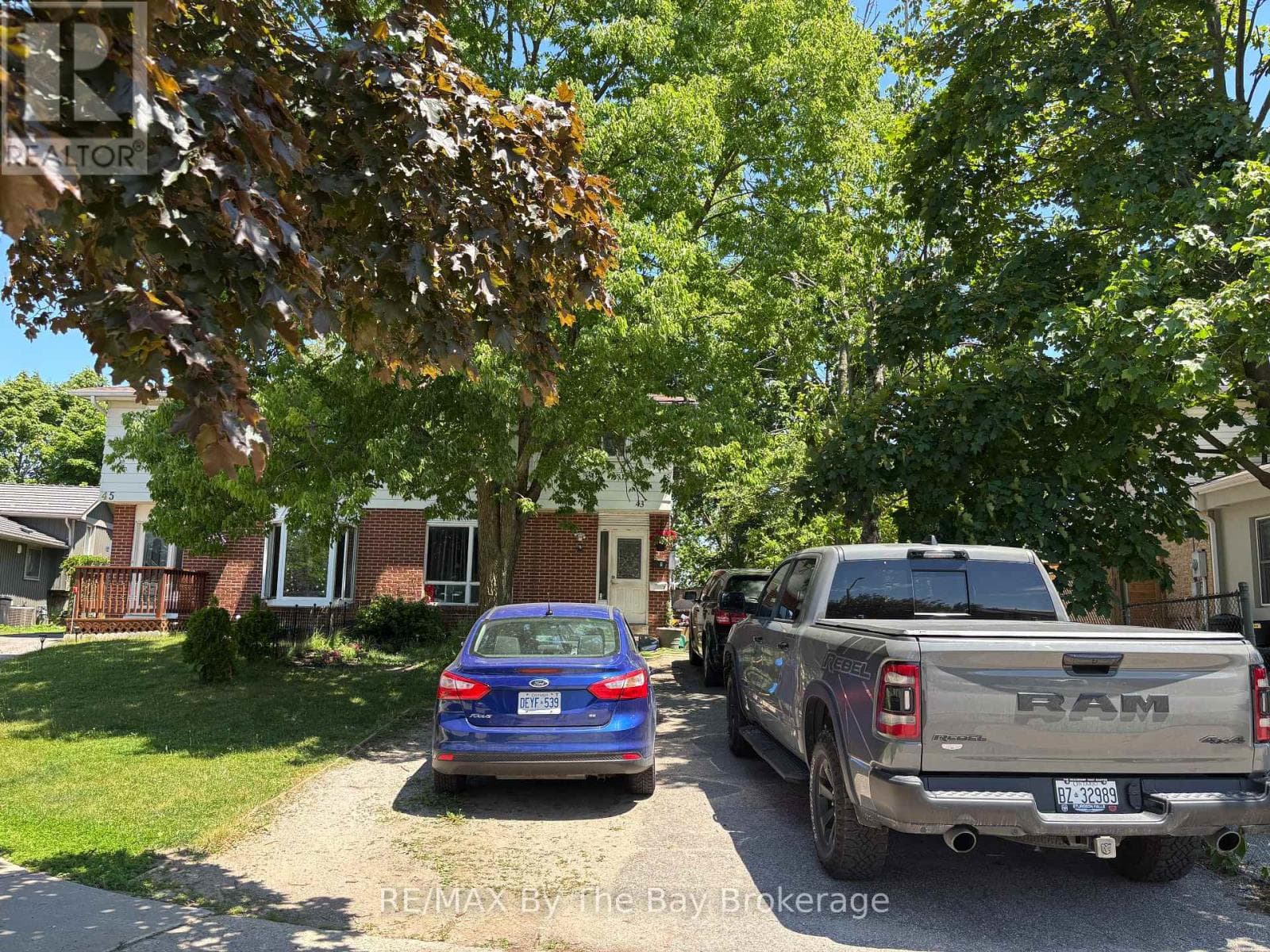 43 CHRISTIE CRESCENT in 