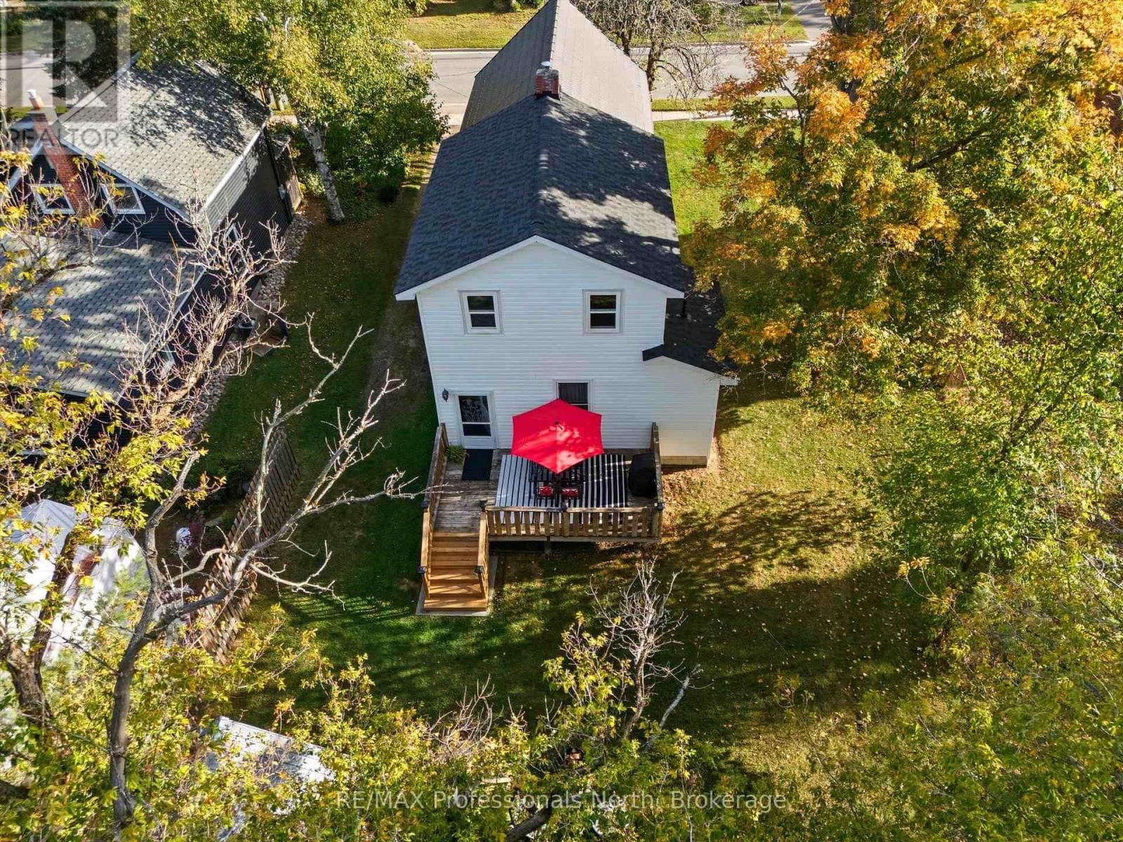 197 DILL STREET — photo 4