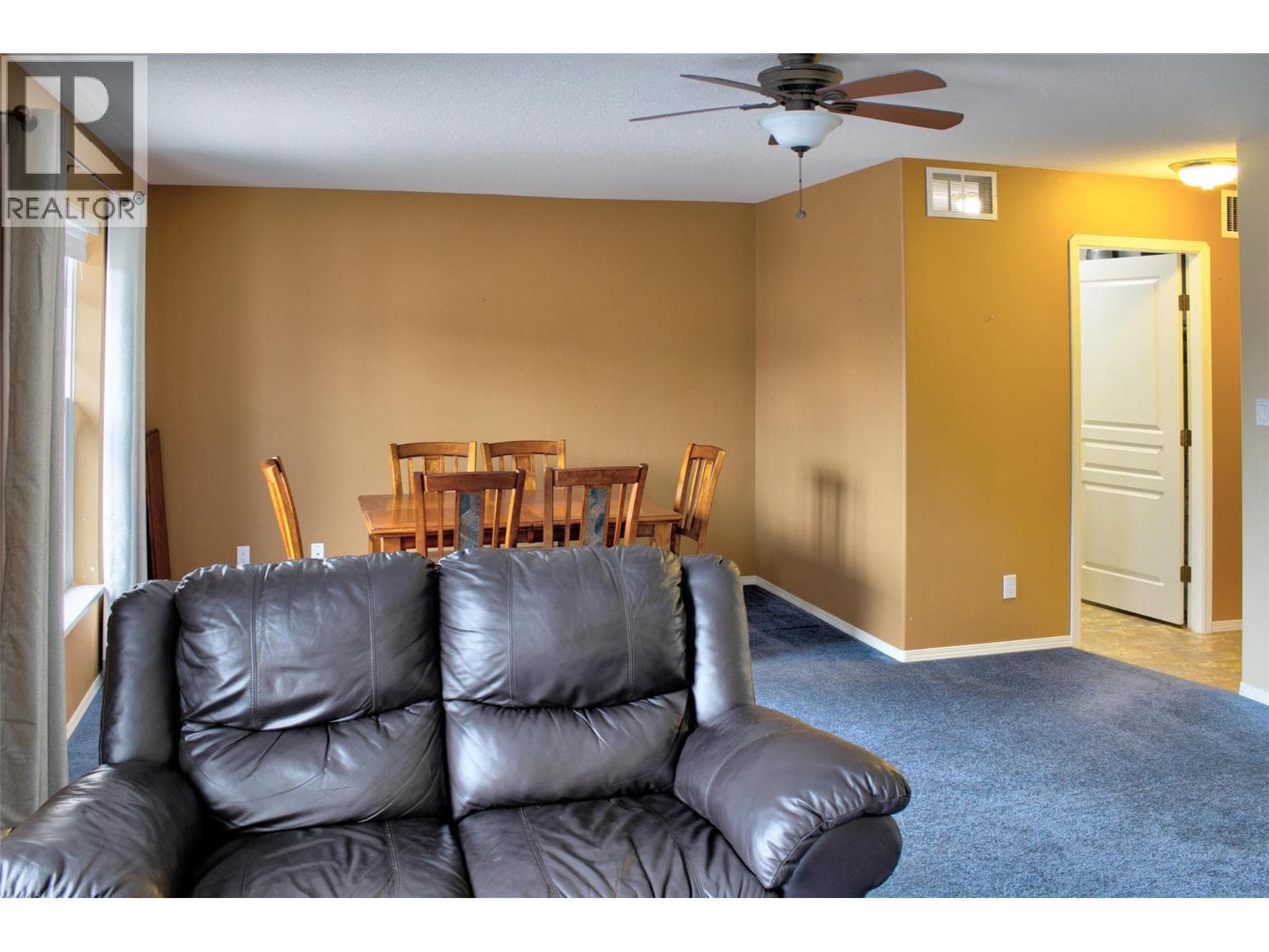 303 Regent Avenue Unit# 31, Interior REALTORS® — photo 5