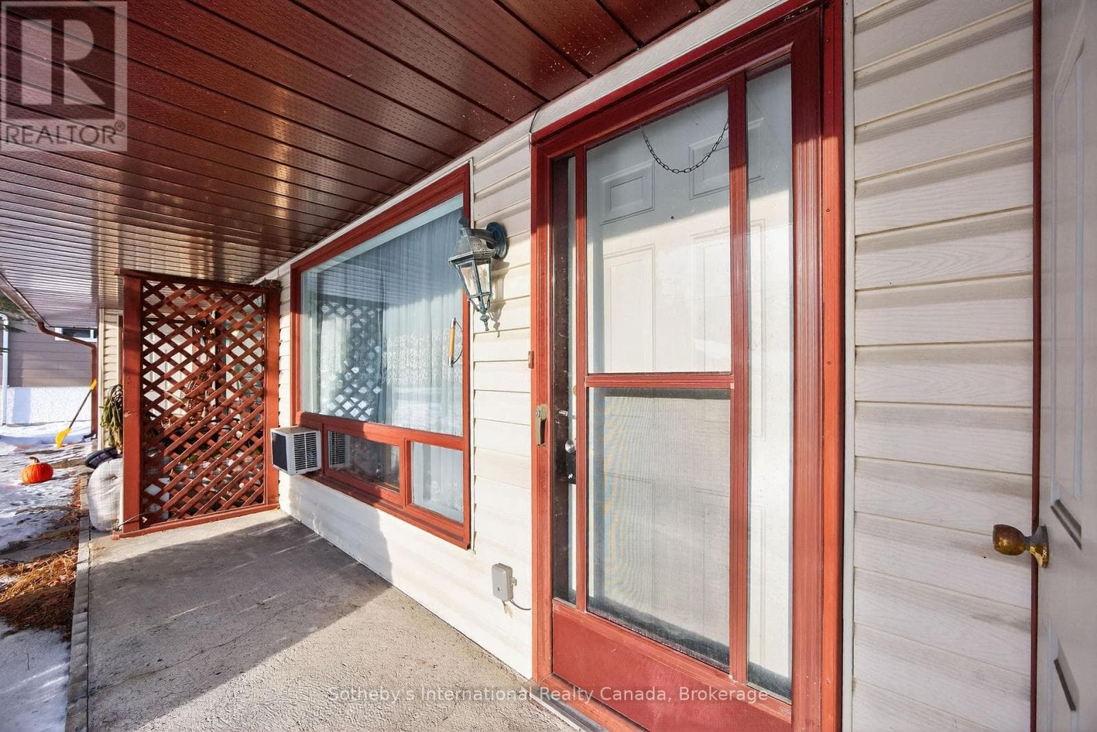 125 TAYLOR ROAD — photo 3