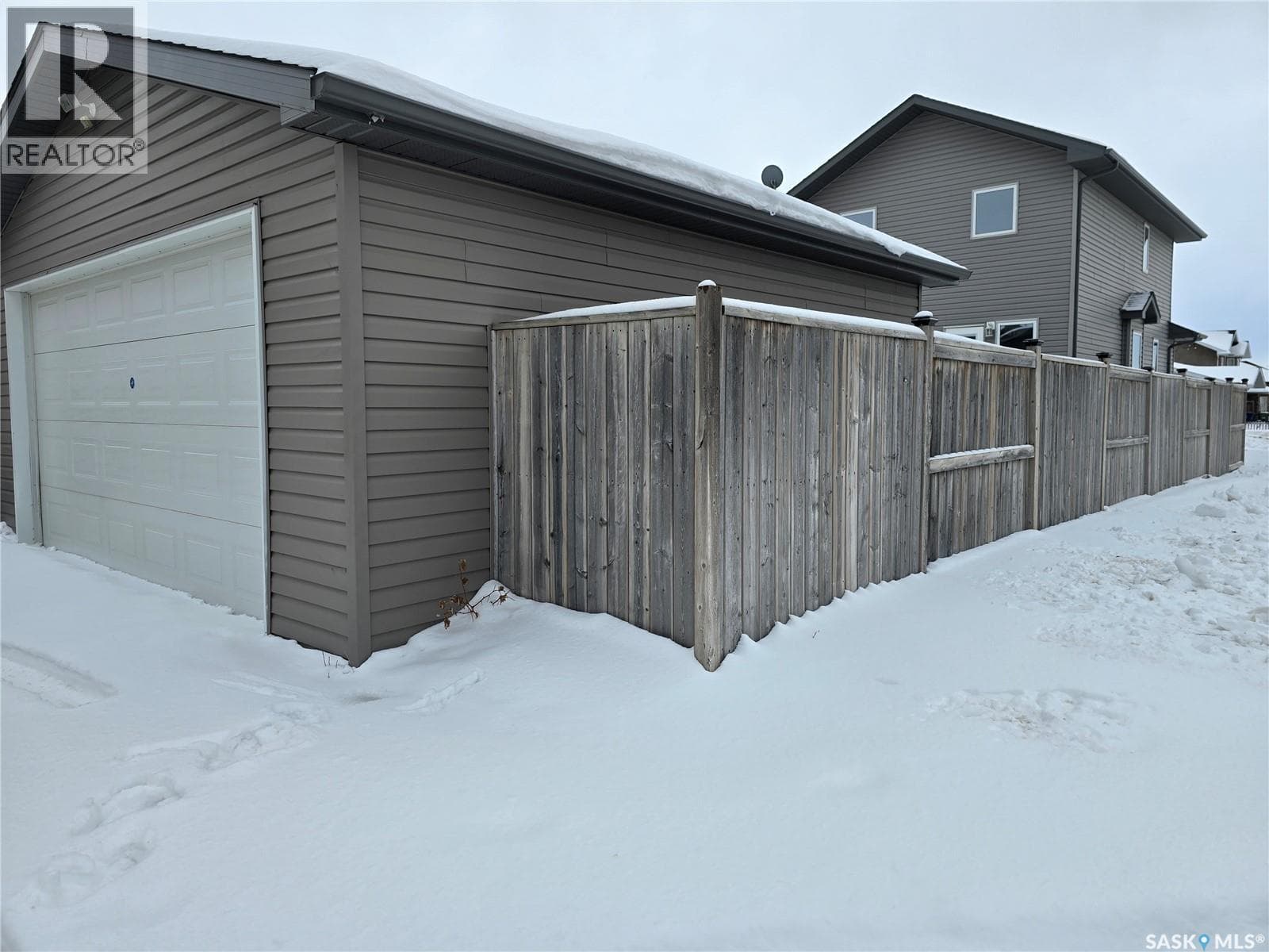 403 GORDON ROAD — photo 2