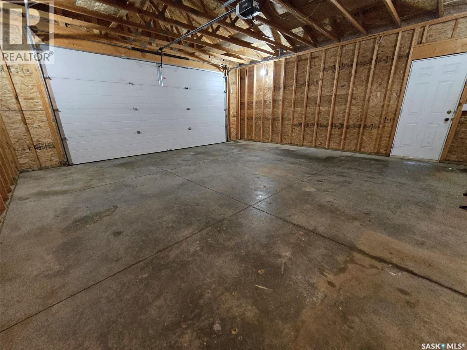 403 GORDON ROAD — photo 4