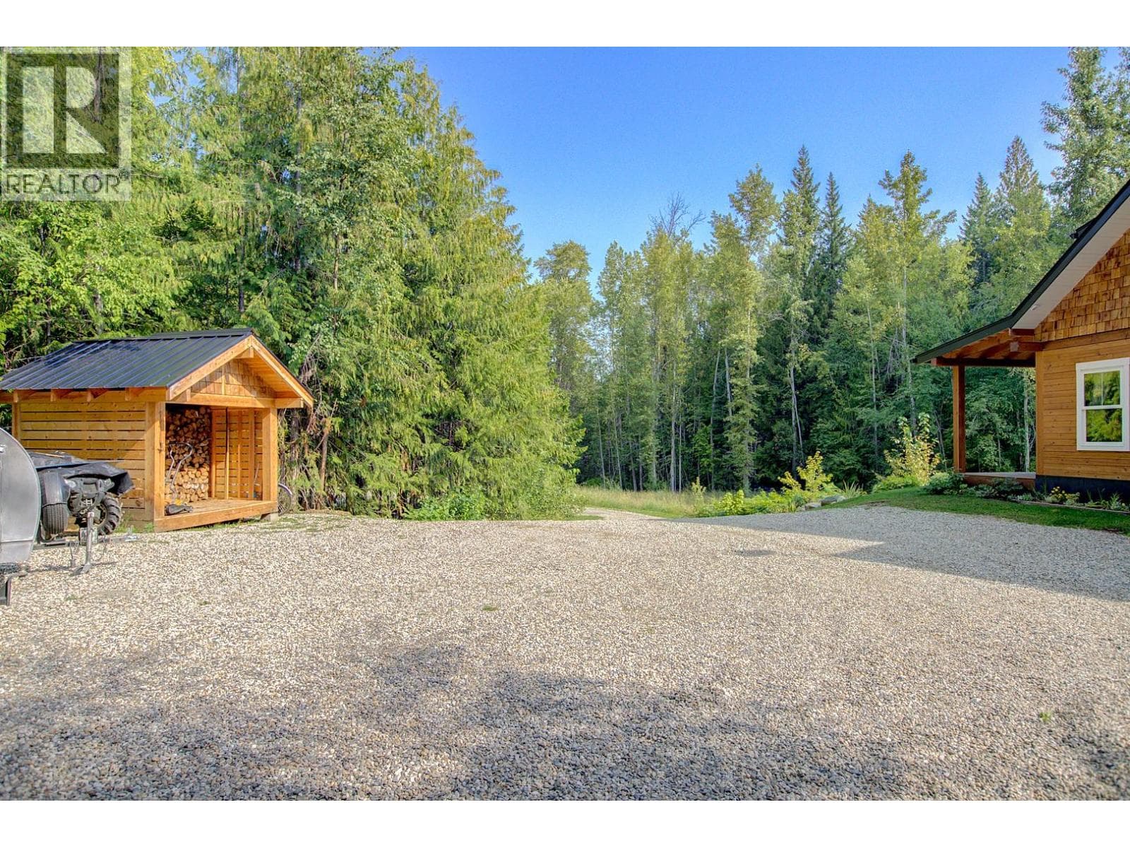44 Mackenzie Road — photo 4