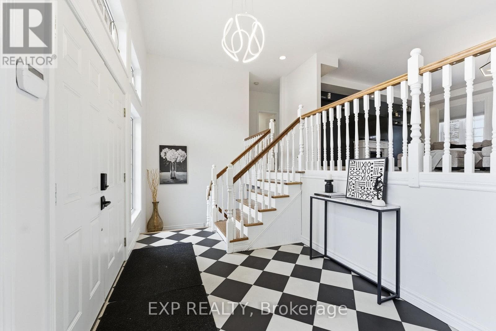 107 COUNTRY CHARM DRIVE — photo 4