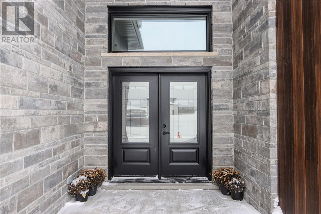 56 Noah Court — photo 2