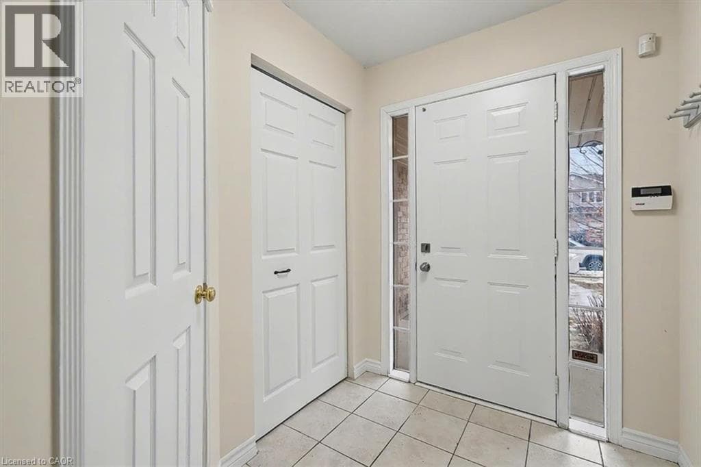 3 SANDCREEK LANE — photo 3