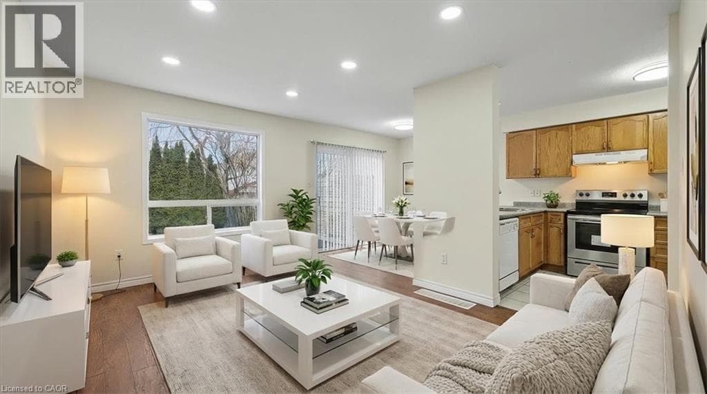 3 SANDCREEK LANE — photo 5