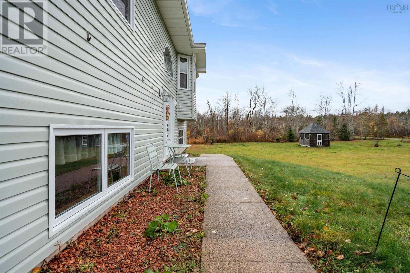 17 BON WAY DRIVE — photo 3