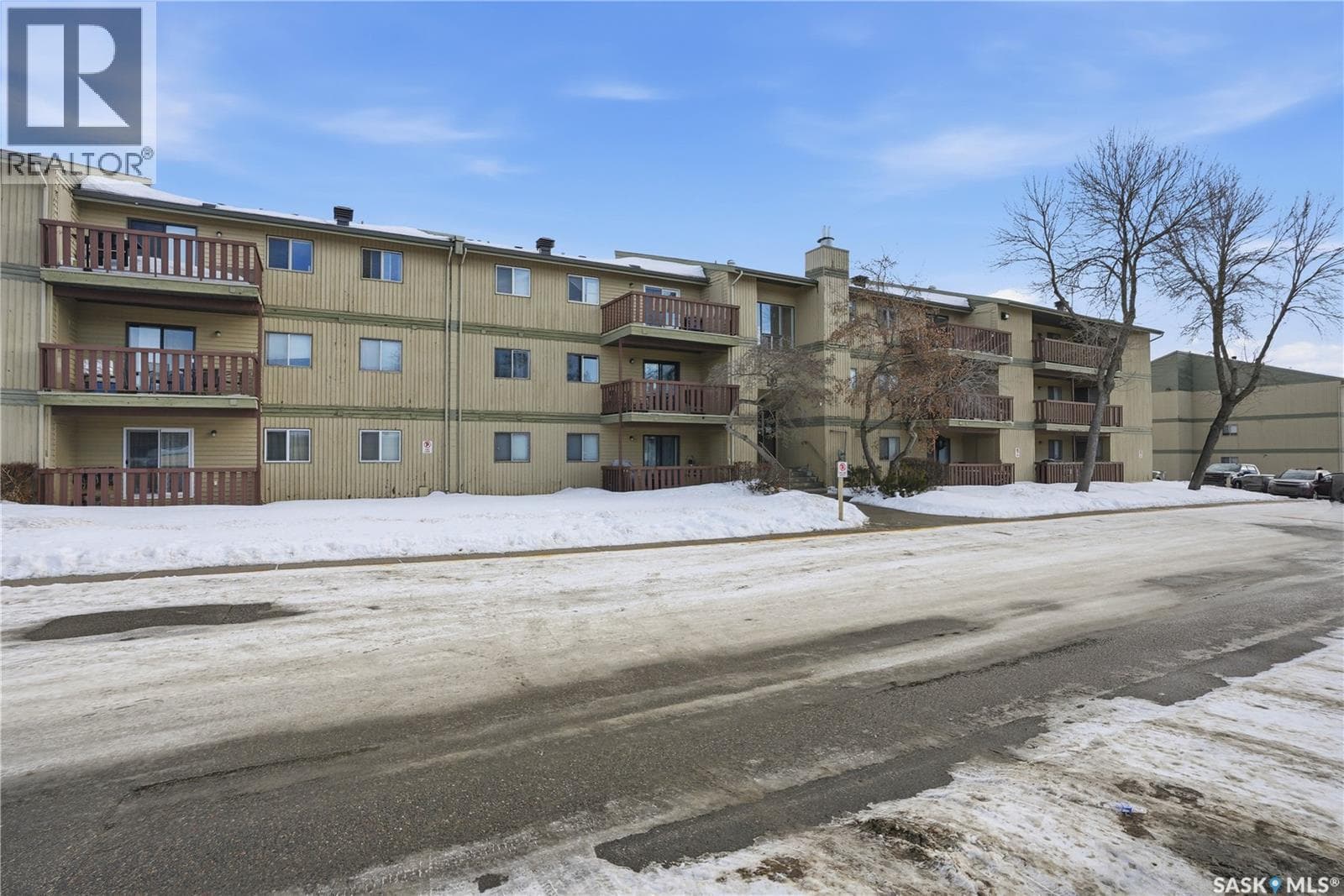 104D2 1121 McKercher DRIVE in Wildwood