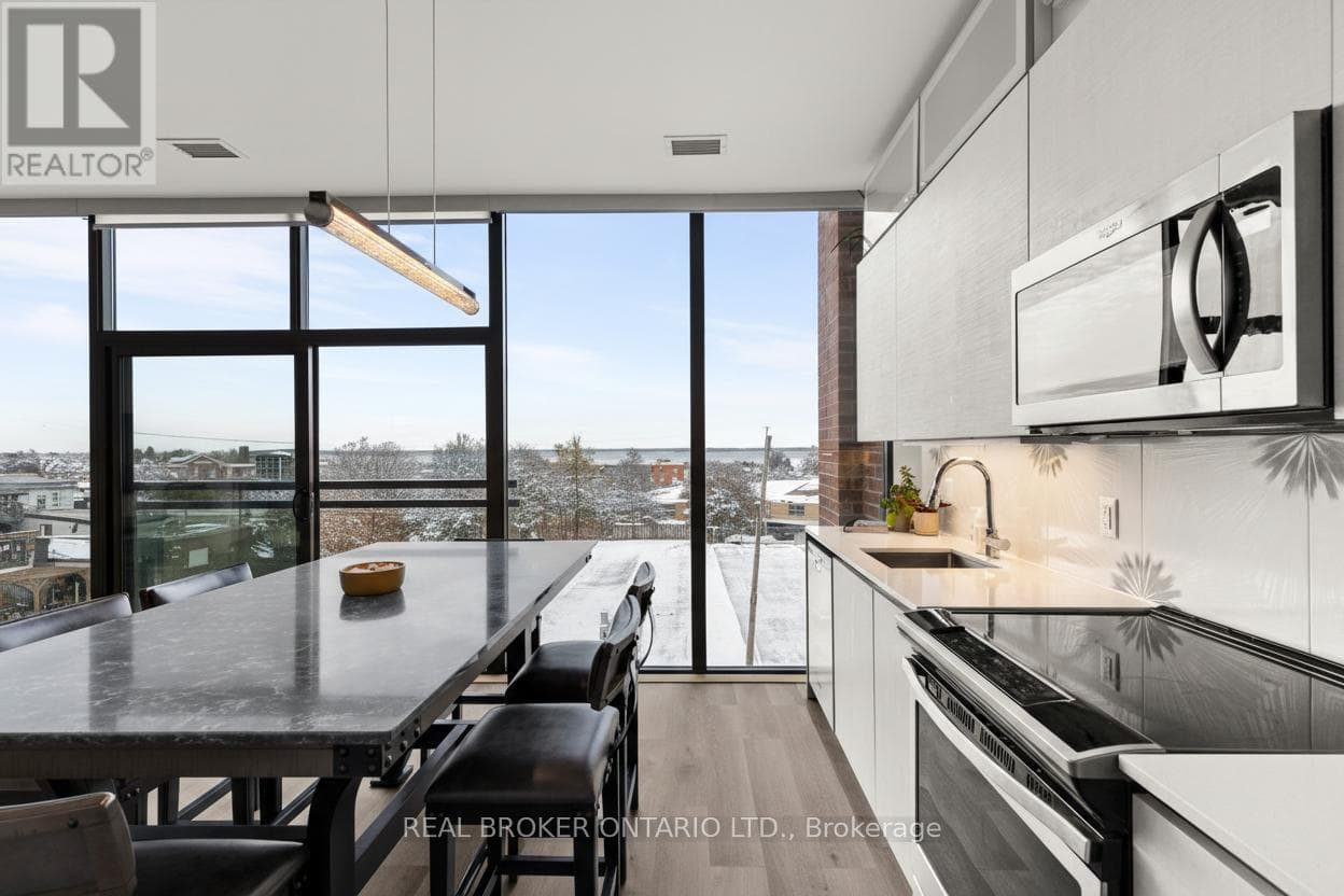 321 - 21 MATCHEDASH STREET S in 