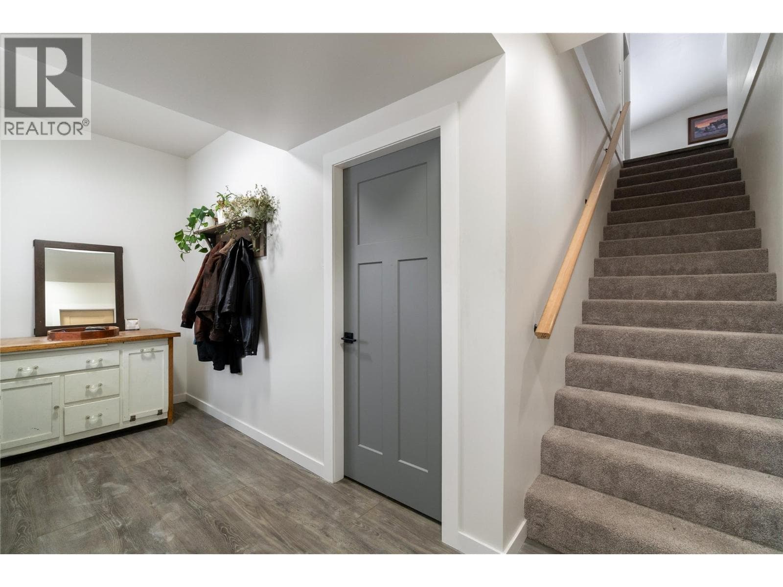 148 4th Avenue — photo 3