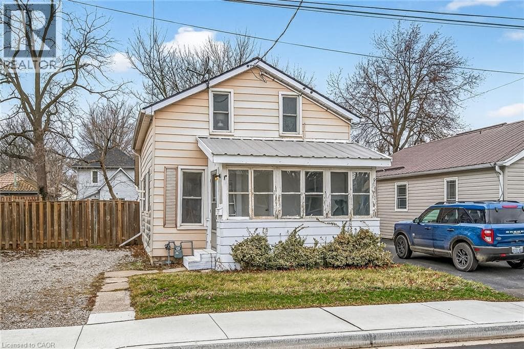 422 GRIFFITH STREET — photo 3