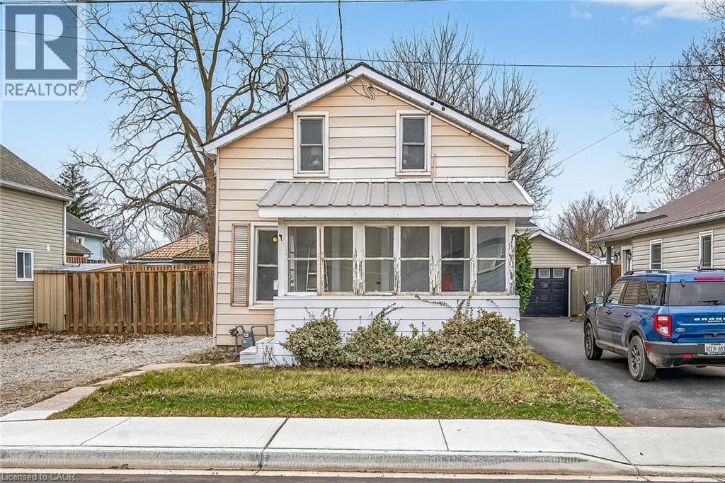 422 GRIFFITH STREET — photo 4