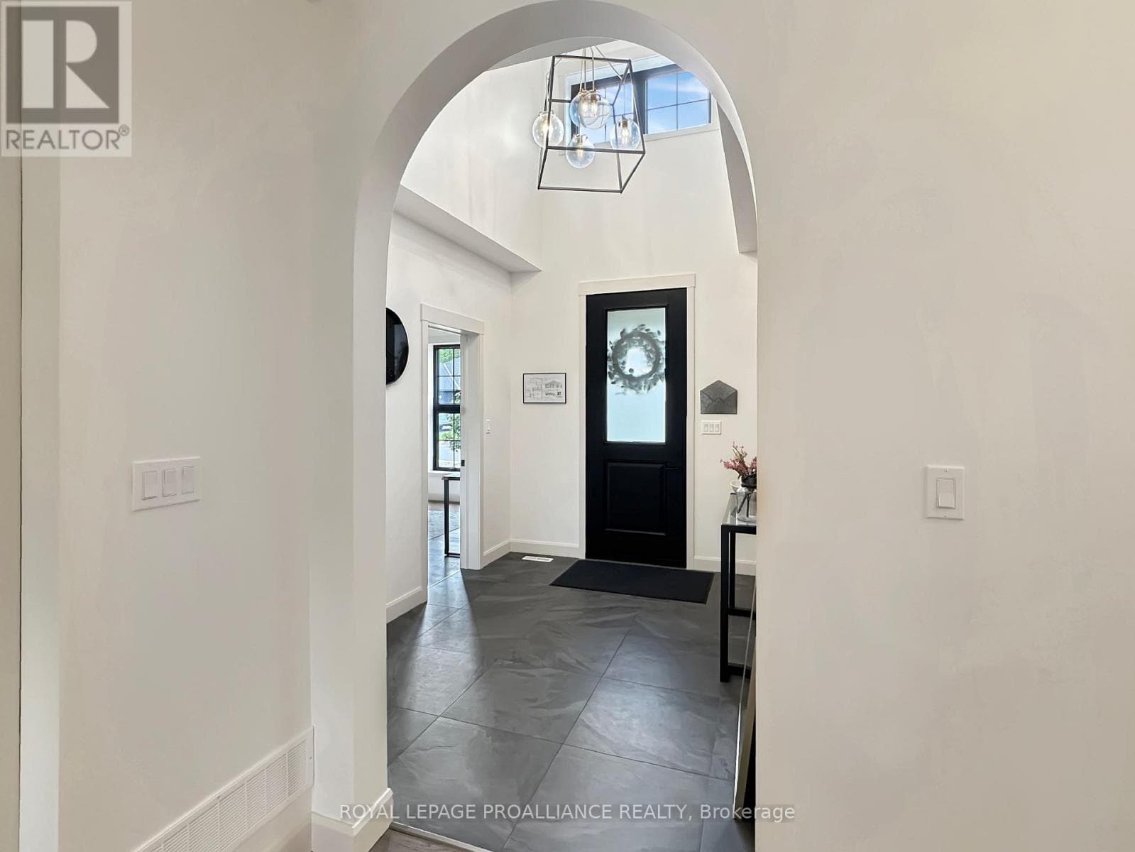 37 DEERVIEW DRIVE — photo 4