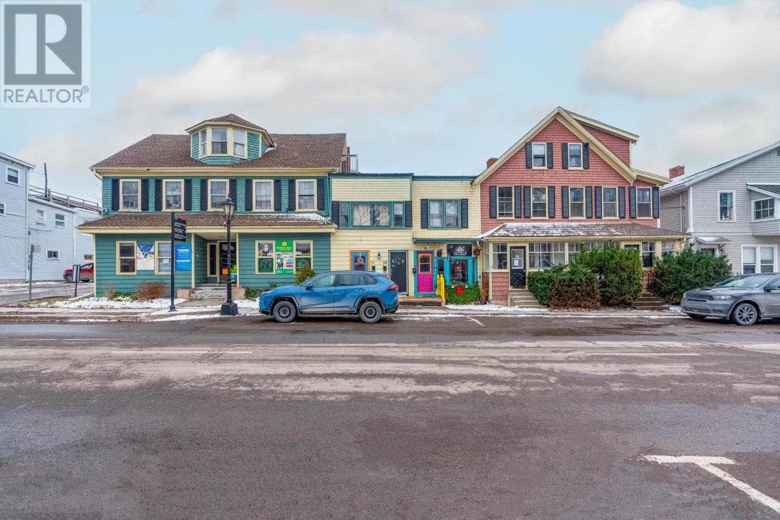 82-96 KENT Street in 
