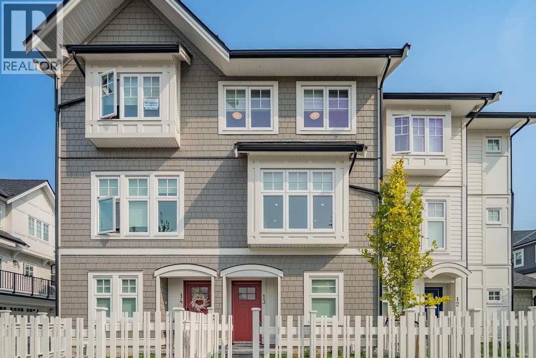 2 22811 MCLEAN AVENUE in Hamilton