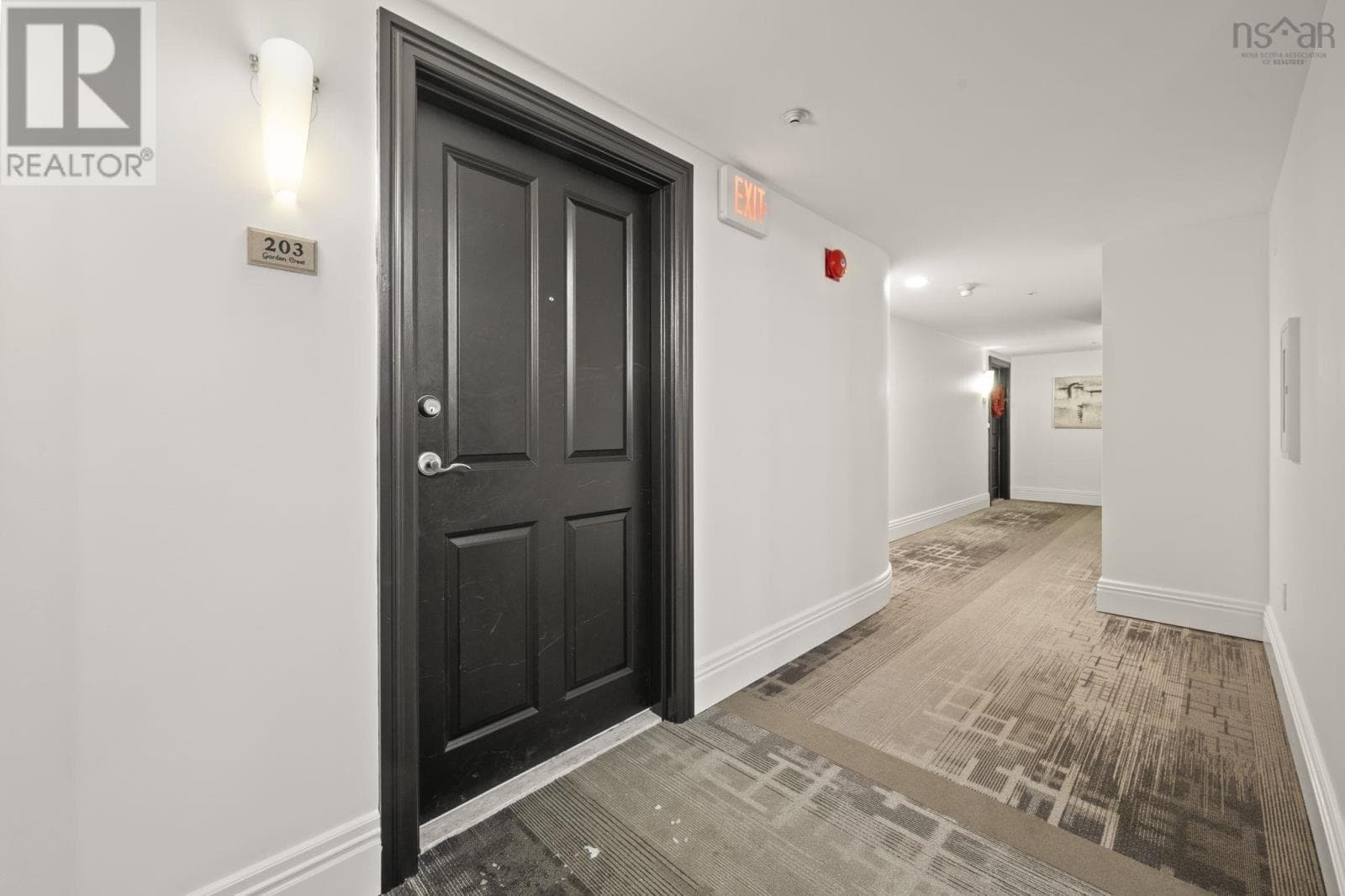 203 1540 Summer Street — photo 4