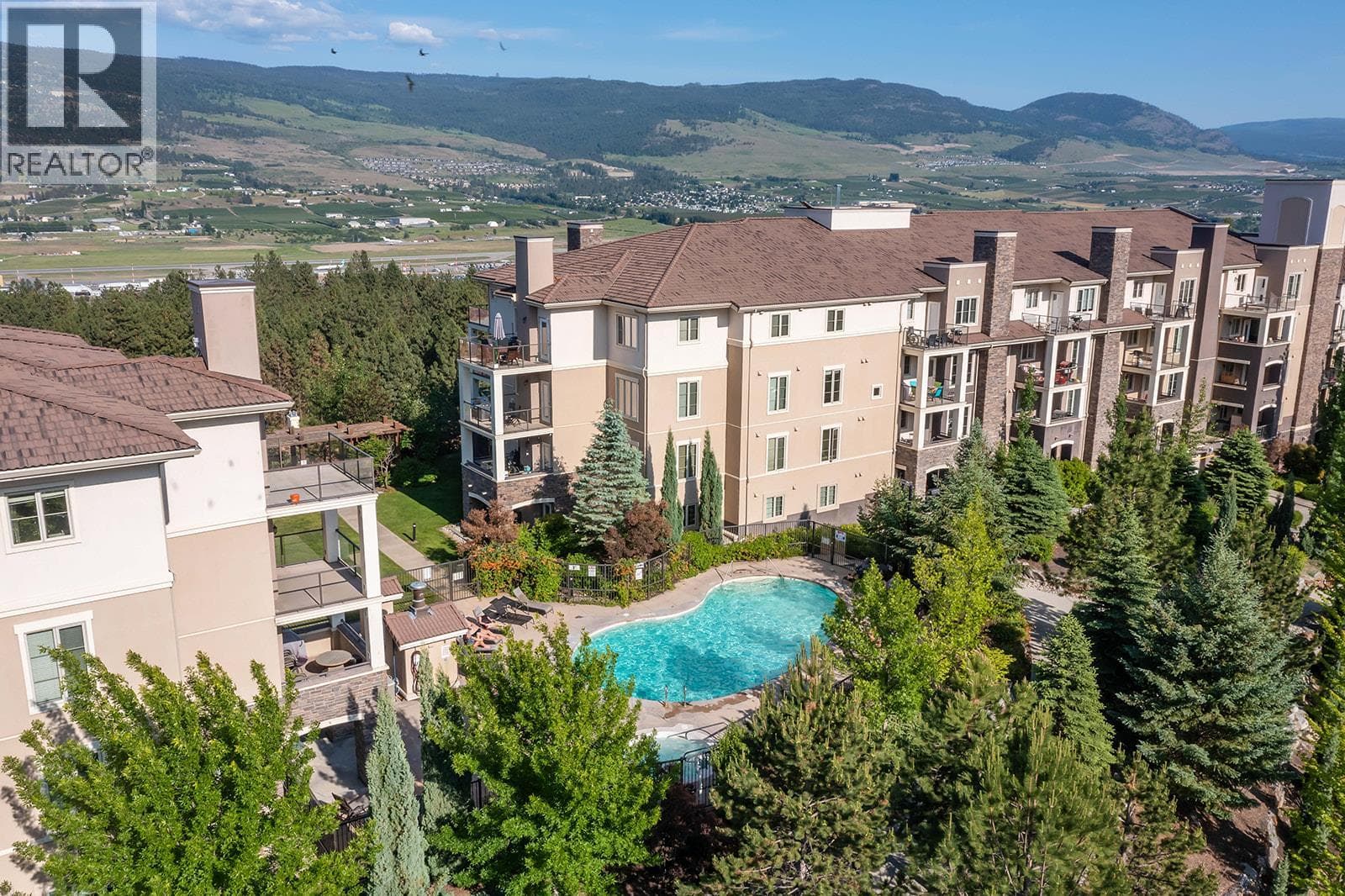 1875 Country Club Drive Unit# 1617 in Highway 97