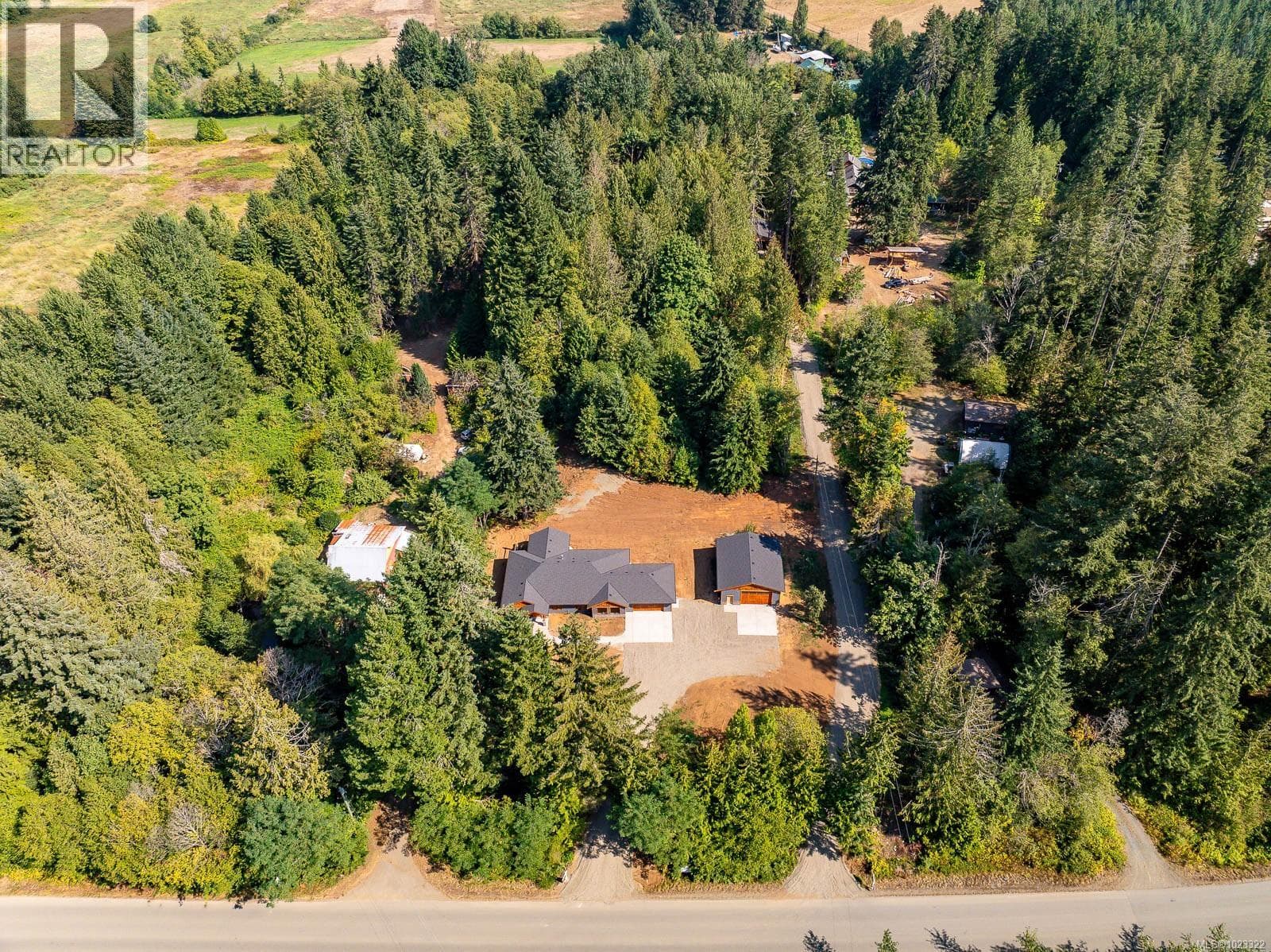 3368 SMALL ROAD, Vancouver Island — photo 2