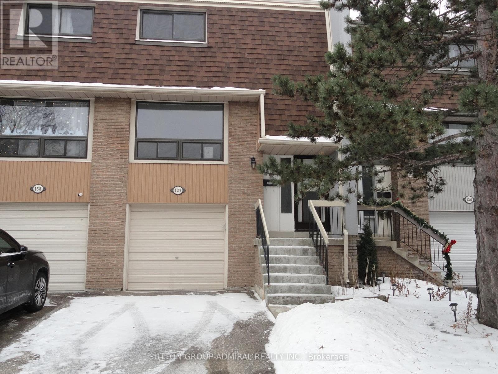 137 ASHTON CRESCENT in M-SECTION (BRAMALEA)