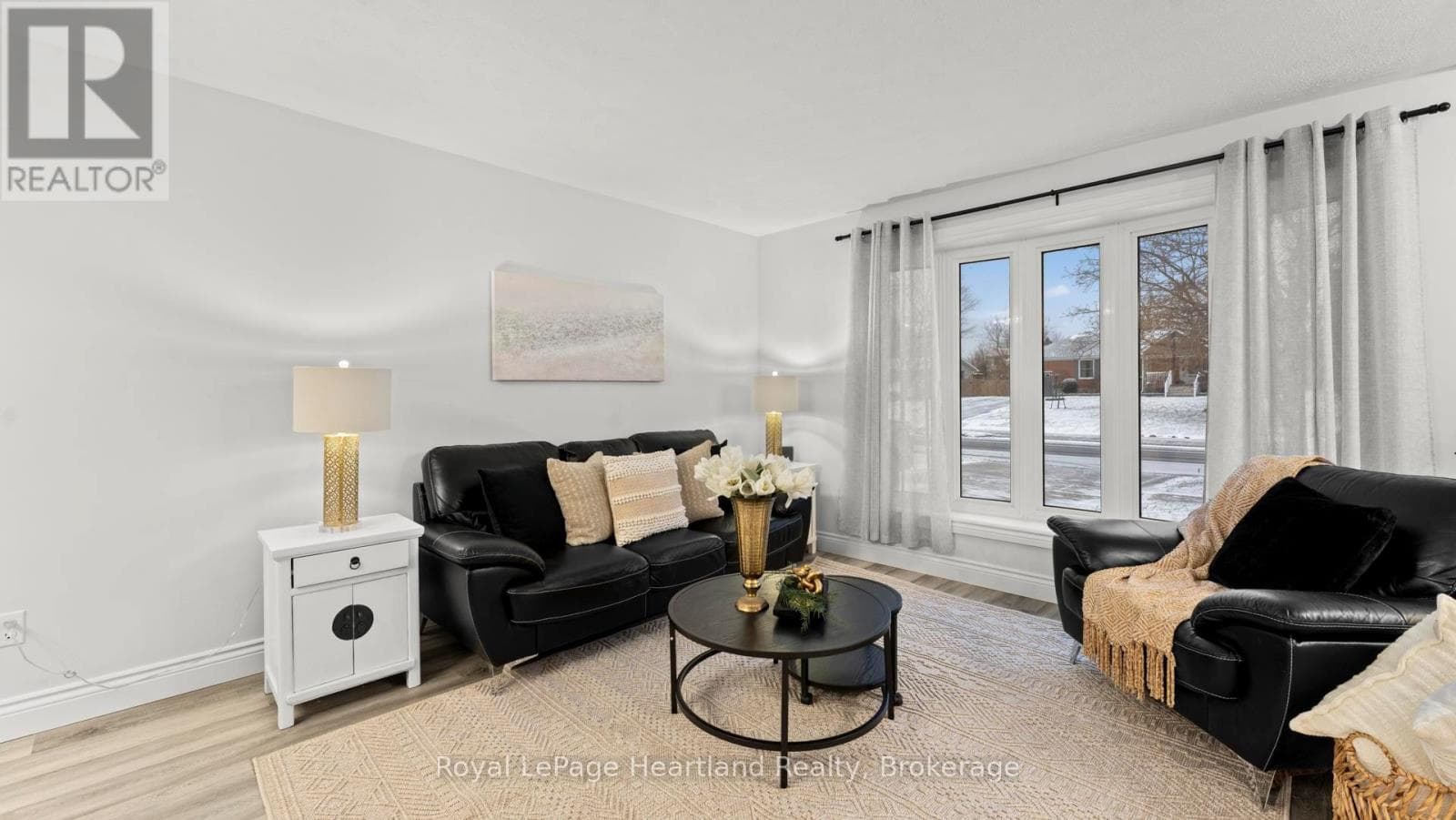 17 SUNCOAST DRIVE WEST — photo 5