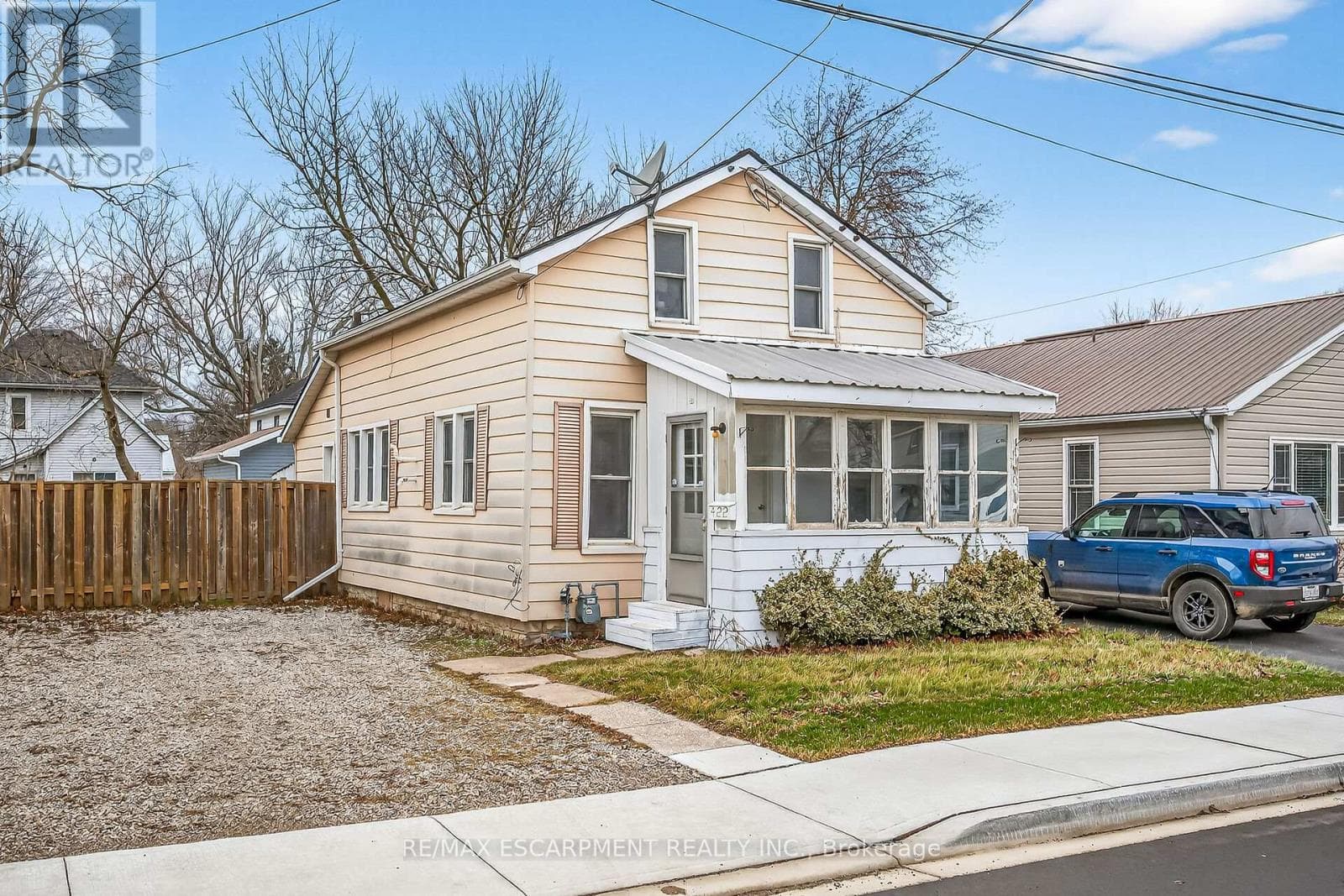 422 GRIFFITH STREET in 