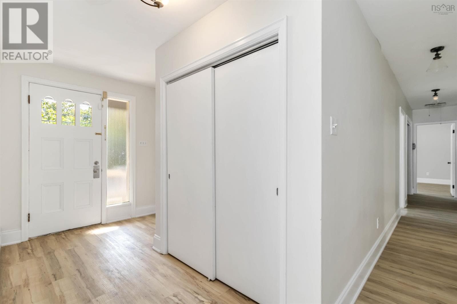 2795 JOSEPH HOWE DRIVE — photo 5